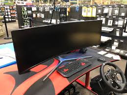 Samsung odyssey curved gaming monitor